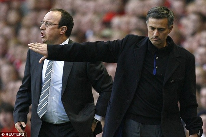 HLv Benitez và Mourinho cũng hay đấu khấu khi còn làm việc ở  Premier League