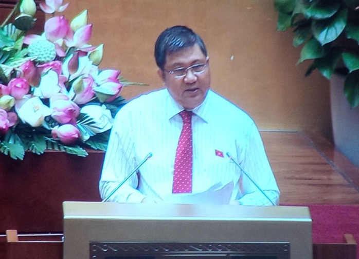Chủ nhiệm Uỷ ban Kinh tế Nguyễn Văn Giàu trình bày báo cáo giải trình, tiếp thu ý kiến đại biểu QH thảo luận tại hội trường của Uỷ ban Thường vụ QH - Ảnh chụp qua màn hình