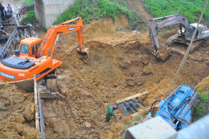 Đường ống nước Sông Đà từ khi đưa vào sử dụng đã bị vỡ nứt 10 lần Ảnh: Phương Nhung