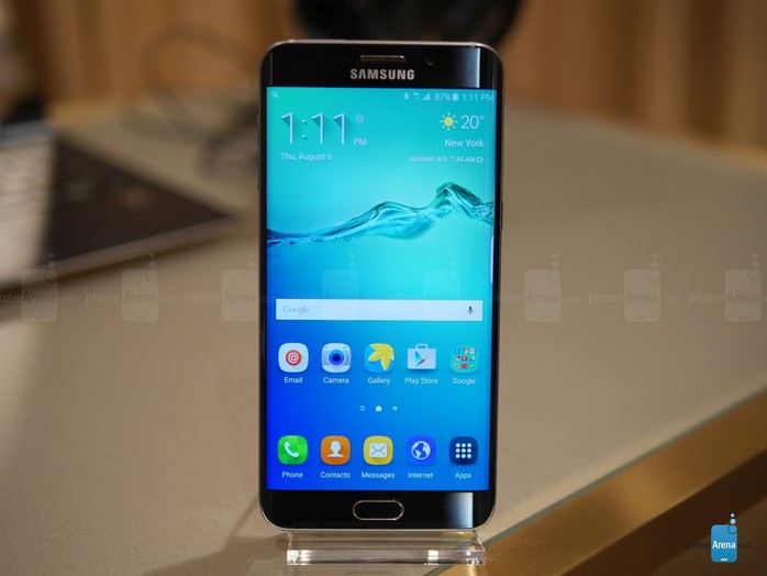 Galaxy S6 Edge+ có thể được xem là bản phóng to của S6 Edge.