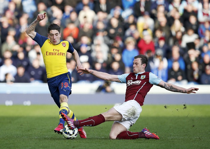 Tốc độ là vũ khí lợi hại của Hector Bellerin