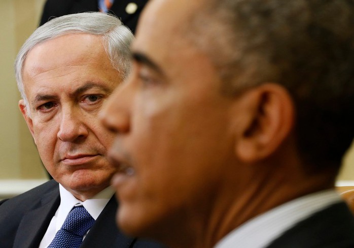 Thủ tướng Israel Benjamin Netanyahu (trái) trong cuộc gặp mặt với Tổng thống Obama hồi năm ngoái. Ảnh: Reuters