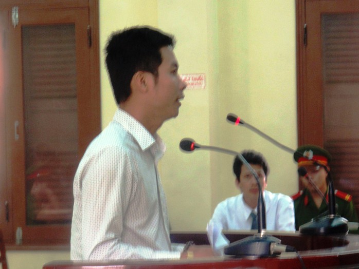Bị cáo Đỗ Như Huy không đồng ý việc cho rằng mình tiếp nhận ý chí, đồng phạm bị truy tố khoản 3 tội dùng nhục hình