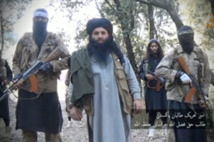 Thủ lĩnh Taliban Pakistan Maulana Fazlullah trong đoạn video được công bố ngày 5-1. Ảnh: Mirror