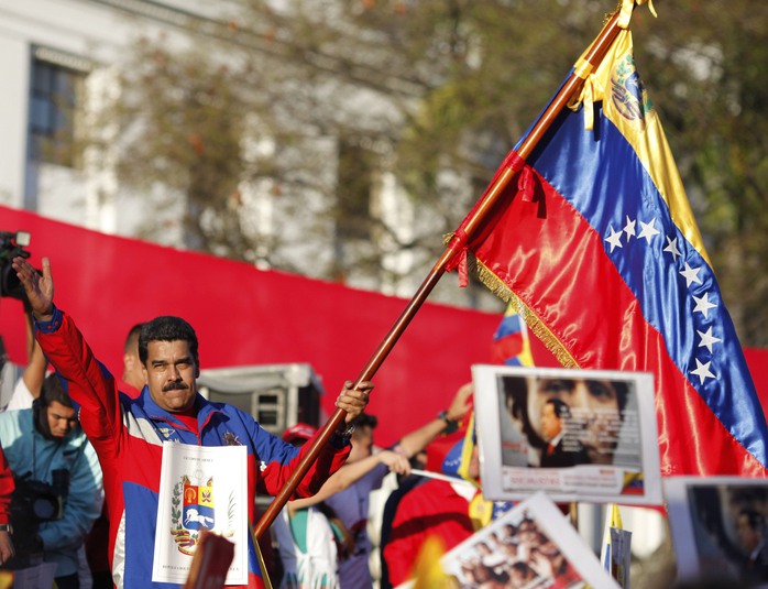 Tổng thống Venezuela  Nicolas Maduro tại cuộc tuần hành ở thủ đô Caracas hôm 28-2
Ảnh: Reuters