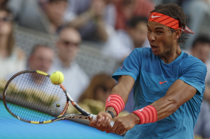 Quả trái tay sa sút là nguyên nhân chính khiến Nadal thua Murray
Ảnh: REUTERS