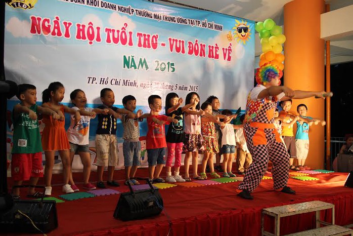 Con CNVC-LĐ tham gia Ngày hội tuổi thơ- Vui đón hè do Công

đoàn các Doanh nghiệp Trung ương tại TP HCM tổ chức Ảnh: NGÂN HÀ