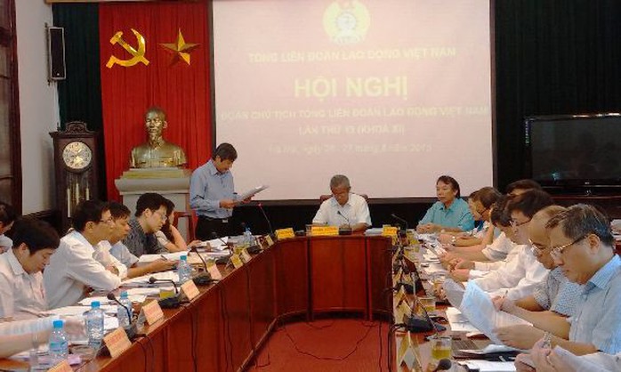 Quang cảnh buổi họp