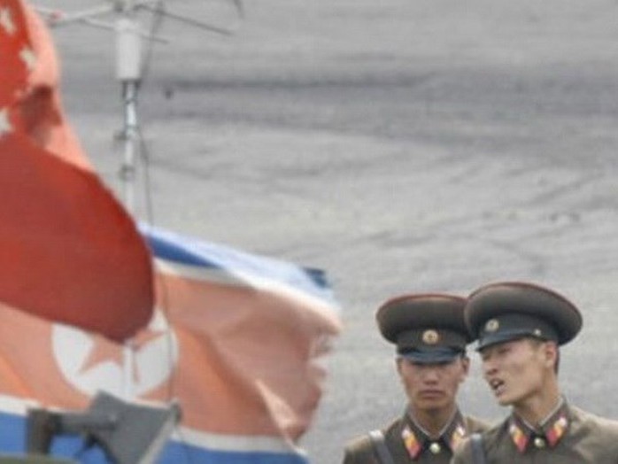 Binh lính Triều Tiên tại biên giới Trung - Triều. Ảnh: BBC