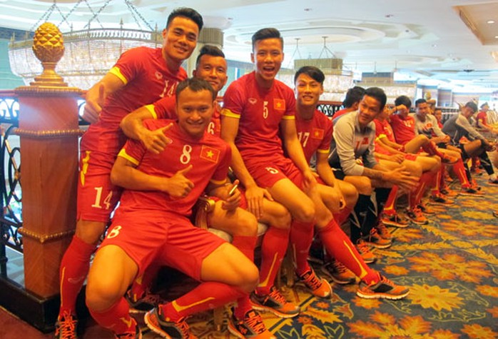 Toàn đội thoải mái tinh thần và tràn đầy hứng khởi hướng tới trận đấu quan trọng với ĐT Thái Lan