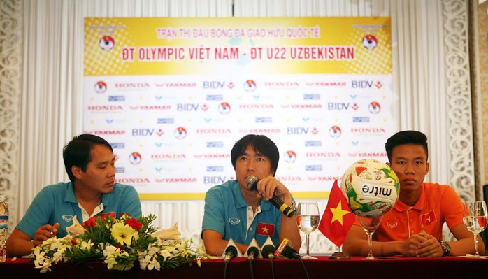 HLV Toshiya Miura của Olympic Việt Nam
