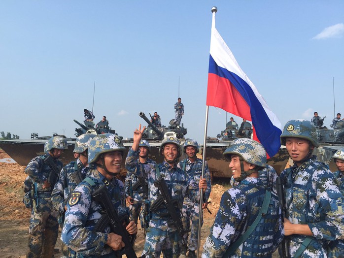 Hải quân Nga và Trung Quốc đã hoàn thành cuộc tập trận Joint Sea 2016 hôm 19-9. Ảnh: SPUTNIK NEWS