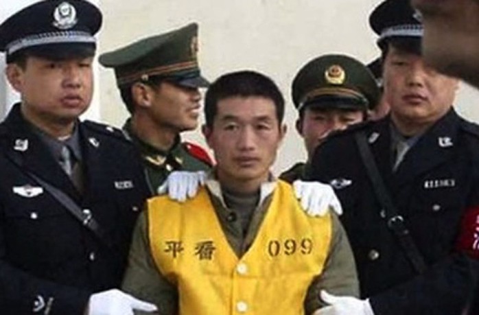 Nghi phạm trong một vụ án giết người tại Trung Quốc. Ảnh: MENTAL FLOSS
