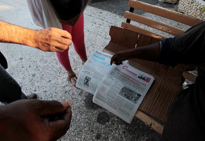 Báo chí Cuba đăng tải cuộc tập trận “Chiến lược Bastion” hôm 9-11. Ảnh: REUTERS