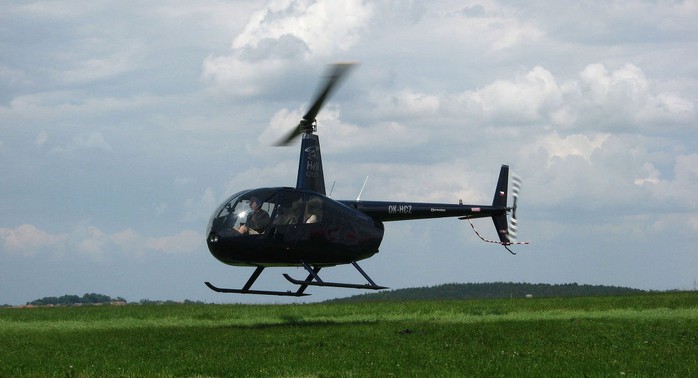 Chiếc trực thăng Robinson R44 của Nga. Ảnh: Wikipedia