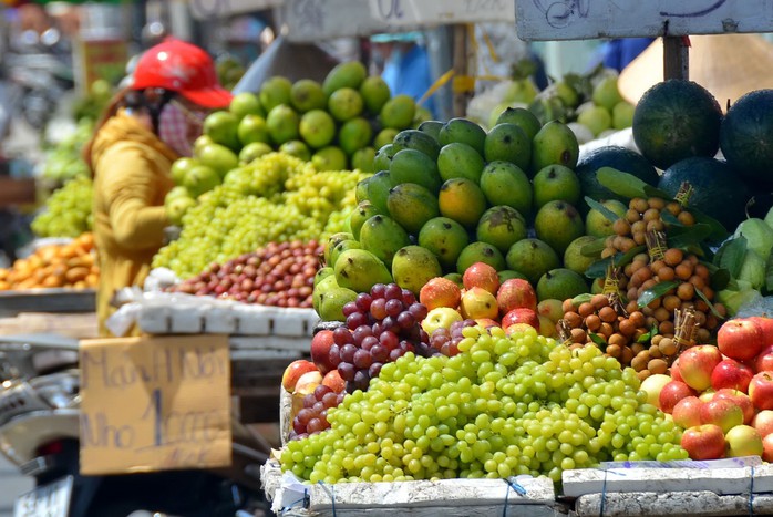 
Đủ loại trái cây ngoại được bày bán với số lượng ngày càng tăng Ảnh: TẤN THẠNH
