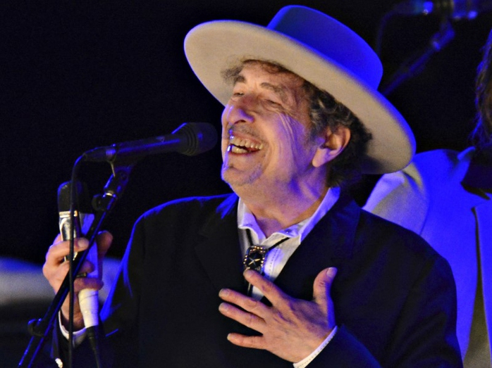 Bob Dylan trình diễn trong lễ hội The Hop ở Mỹ tháng 6-2012 Ảnh: REUTERS