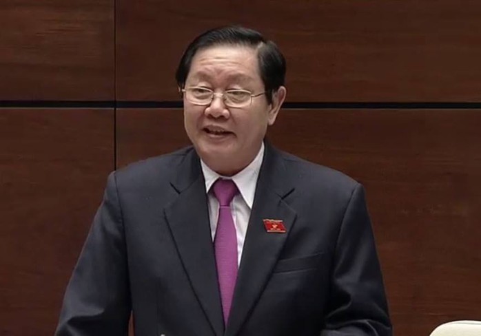 
Bộ trưởng Bộ Nội vụ Lê Vĩnh Tân trả lời chất vấn của đại biểu QH chiều 16-11 - Ảnh chụp qua màn hình
