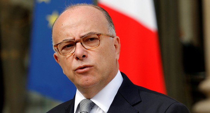 Bộ trưởng Nội vụ Bernard Cazeneuve sẽ thay thế ông Valls. Ảnh: REUTERS