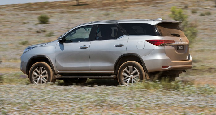 Fortuner thế hệ mới cũng không còn sản xuất trong nước mà nhập từ Thái Lan.