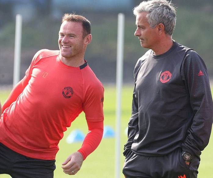 Rooney được HLV Mourinho cho dưỡng sức