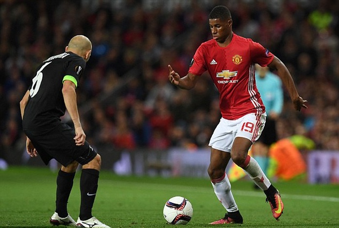 
Macus Rashford (phải) ứng cử viên nặng ký cho Cậu bé vàng 2016
