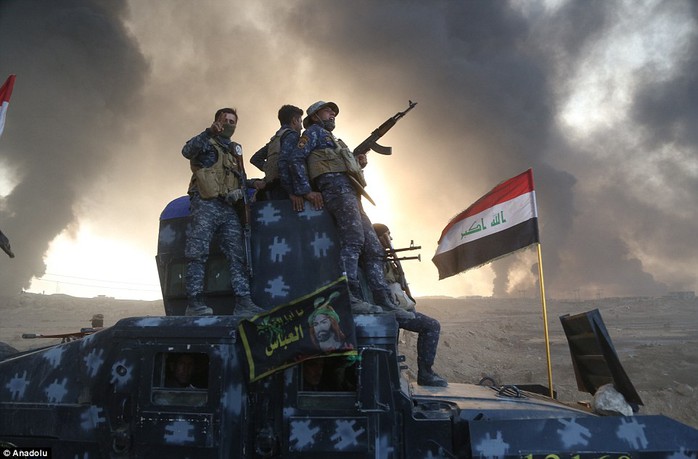 
Binh lính Iraq đổ về Mosul. Ảnh: Anadolu
