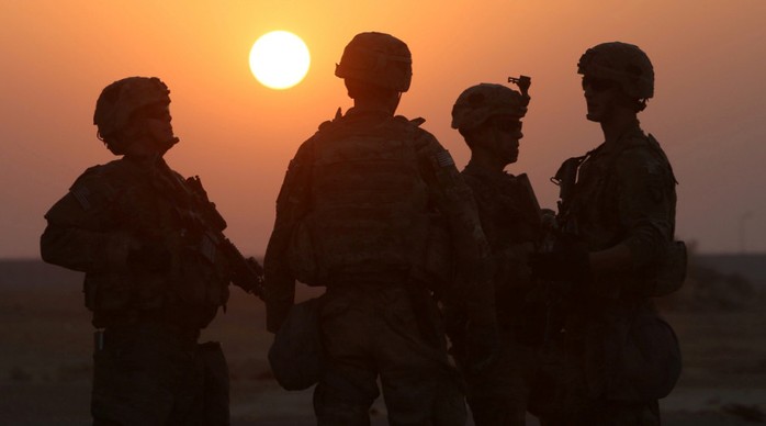 Lực lượng đặc nhiệm Mỹ được nhìn thấy ở rìa TP Mosul. Ảnh: Reuters