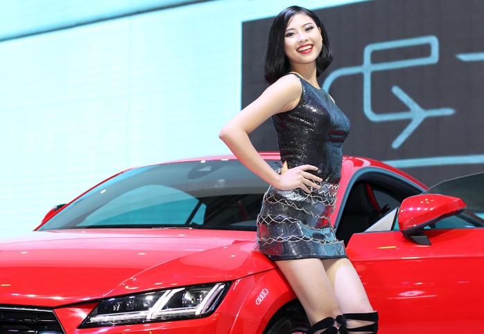 Bóng hồng của hãng xe Audi