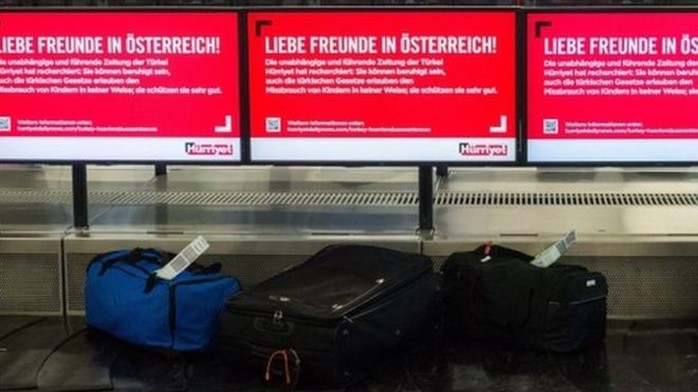 
Nhà chức trách Áo đã phát hiện một thứ hành lý bất thường tại sân bay. Ảnh: EPA
