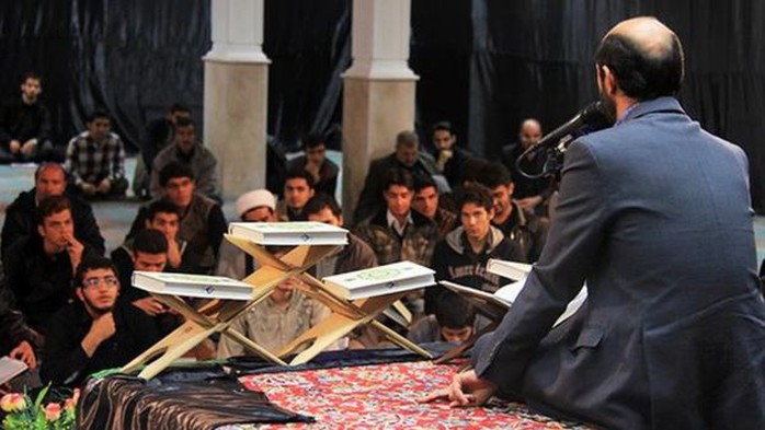 
Ông Tousi là một trong những người ngâm kinh Koran nổi tiếng nhất Iran. Ảnh: IQNA
