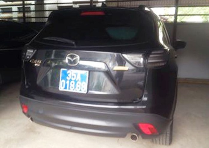 
Chiếc xe Mazda CX5-AT được Công ty Hạ Long tặng cho Huyện ủy Nho Quan và đã được đơn vị này tiếp nhận chuyển quyền sở hữu nhà nước tháng 1-2016
