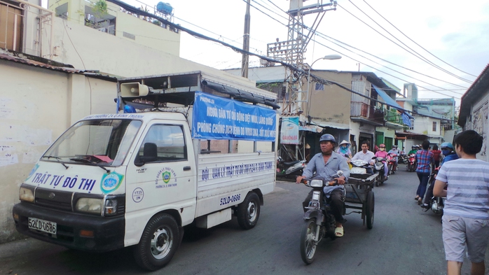 Tuyên truyền phòng chống bệnh Zika, sốt xuất huyết tại quận Bình Thạnh - nơi có số người nhiễm bệnh Zika cao hàng đầu TP HCMẢnh: Nguyễn Thạnh