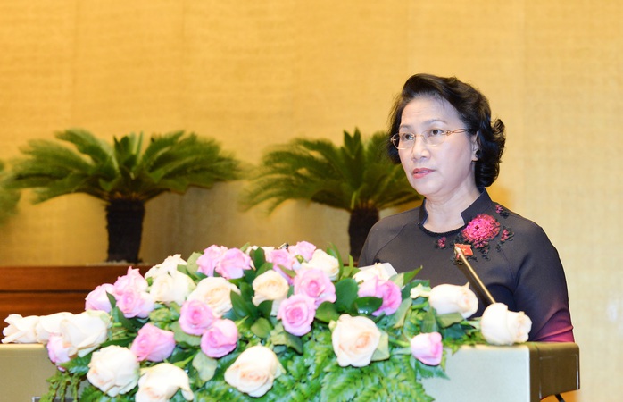 Chủ tịch Quốc hội Nguyễn Thị Kim Ngân phát biểu tại phiên họp bế mạc kỳ họp thứ 2 Quốc hội khóa XIV Ảnh: NGUYỄN NAM