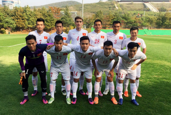 
Đội hình chính của tuyển Việt Nam ở trận gặp Trẻ Seoul Ảnh: Nhật Đoàn
