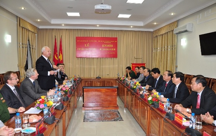 
Quang cảnh Lễ chuyển giao tài liệu cho Ban quản lý Lăng Chủ tịch Hồ Chí Minh diễn ra tại Hà Nội
