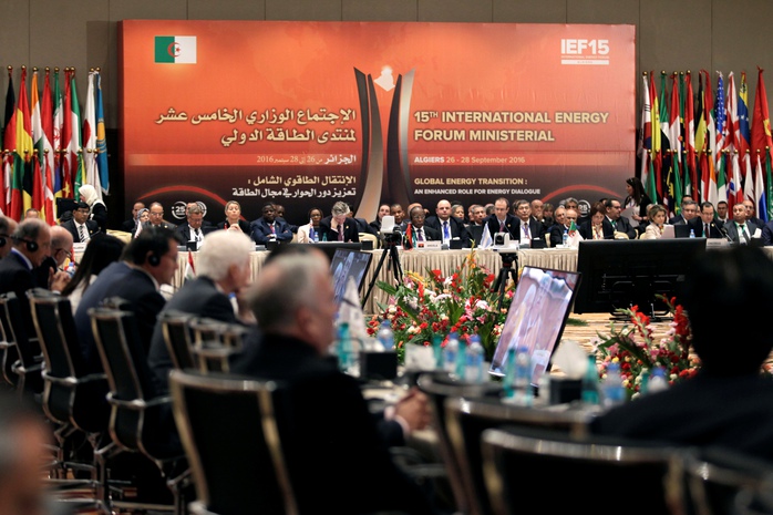 Các nước tham gia Diễn đàn năng lượng quốc tế lần thứ 15 (IEF15) ngày 28-9 ở thủ đô Algiers - Algeria Ảnh: REUTERS