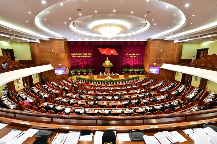 
Hội nghị Trung ương Đảng lần thứ 4 xem xét và quyết định nhiều vấn đề quan trọng
