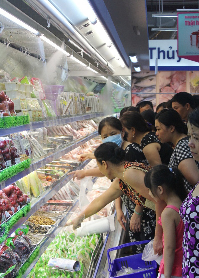 Nhiều mặt hàng thực phẩm tươi sống tại Co.opmart và Co.opXtra đang giảm giá luân phiên