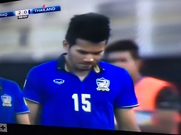 Chỉ sau 4 trận, người Thái dẫn đầu World Cup về số thẻ đỏ khi đã 3 lần bị trọng tài truất quyền thi đấu