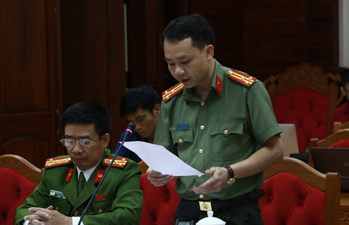 
Thượng tá Bùi Trọng Tuấn thông tin tại buổi họp báo
