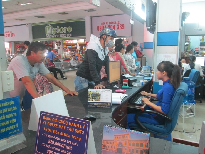 
Từ ngày 1-10 ga Sài Gòn bắt đầu bán vé tàu tết cho các cá nhân
