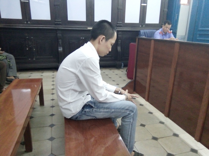 
Bị cáo Ru Ly tại phiên tòa phúc thẩm.
