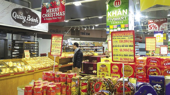 Quầy bánh kẹo tại siêu thị Fivimart