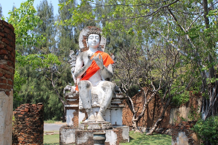 Đức Phật thời Dvaravati