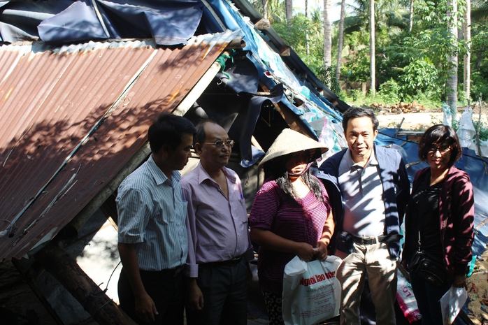 
Căn nhà bị sập hoàn toàn của chị Nguyễn Thị Vinh (xã Xuân Cảnh, thị xã Sông Cầu, Phú Yên)
