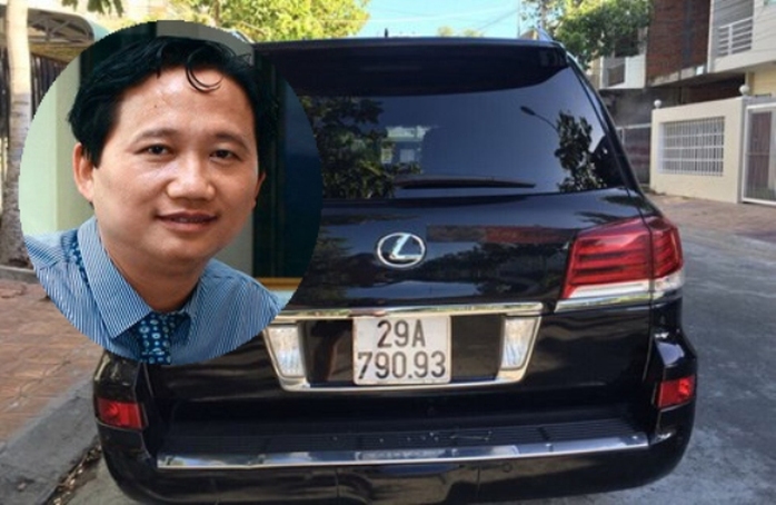 
Chiếc Lexus ban đầu được Công an TP Hà Nội cấp biển trắng. Ảnh Internet
