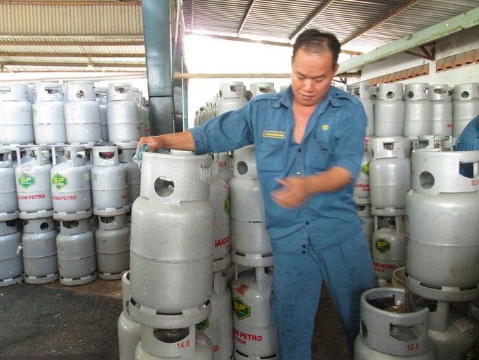 Các điều kiện kinh doanh quá chi tiết, nặng về đầu tư cơ sở vật chất khiến DN gas lớn, nhỏ đều bức xúc. - Ảnh: NGỌC ÁNH