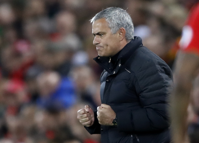 Sự hài lòng của HLV Mourinho khi trận đấu kết thúc