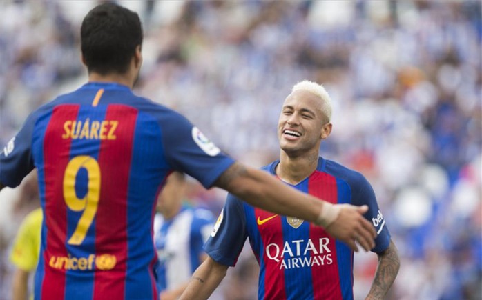 
Không Messi, Barcelona vẫn còn đó Suarez và Neymar sẵn sàng ghi bàn
